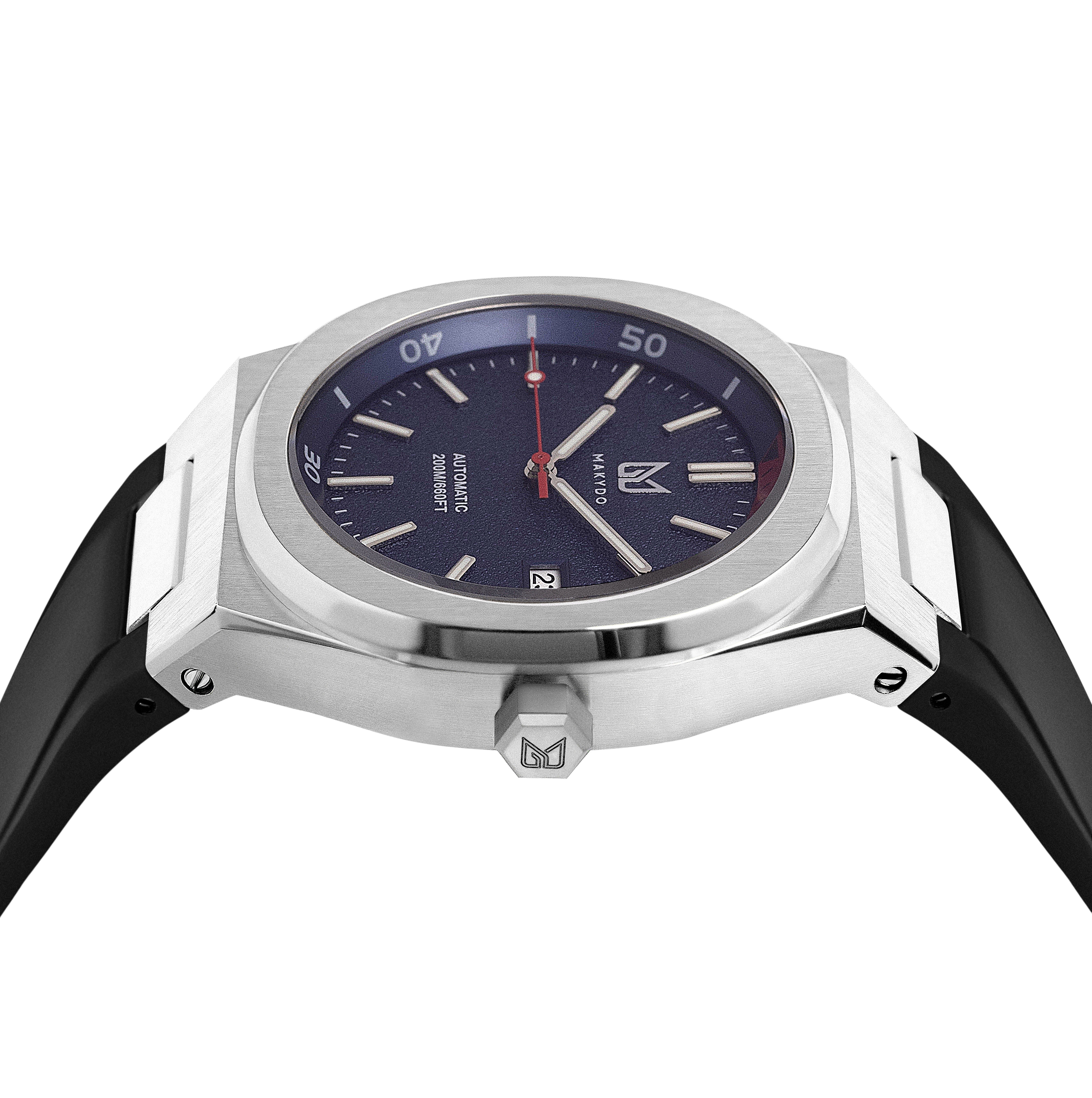 Captivate people's attention with our alluring Blue Dial Watches, one of the finest pieces from adventurous and refreshing Diver collection of men's Watches from Makydo.