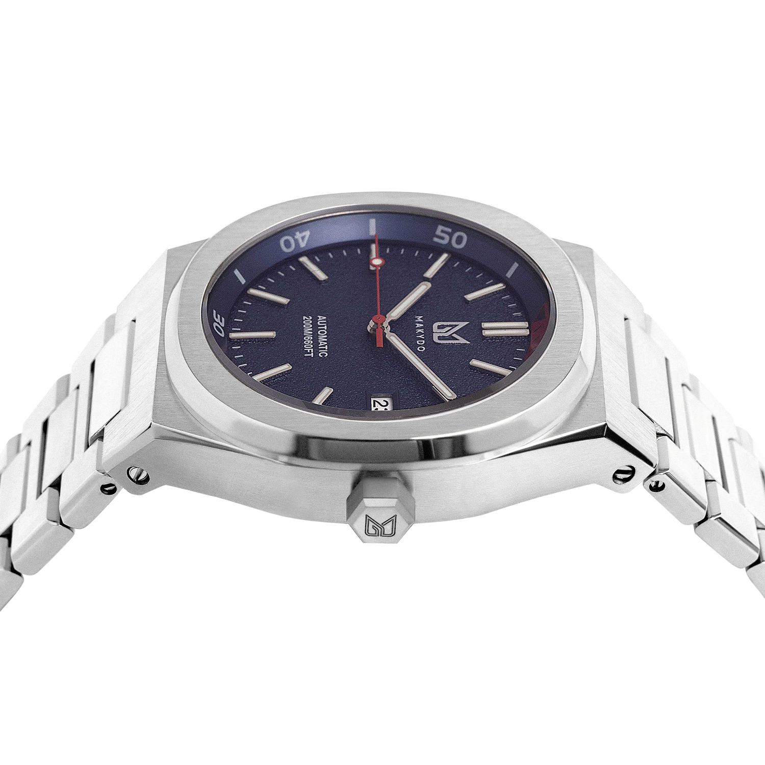Captivate people's attention with our alluring Blue Dial Watches, one of the finest pieces from adventurous and refreshing Diver collection of men's Watches from Makydo.