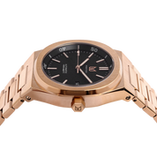 Crafted for both style and functionality, Rose Gold sophistication with every glance on a Black Dial Watch, one of the finest pieces from adventurous and refreshing Diver collection of Unisex Watches from Makydo. Perfect for underwater adventures, this timepiece offers exceptional performance and a bold look. Dive deeper with confidence and flair!