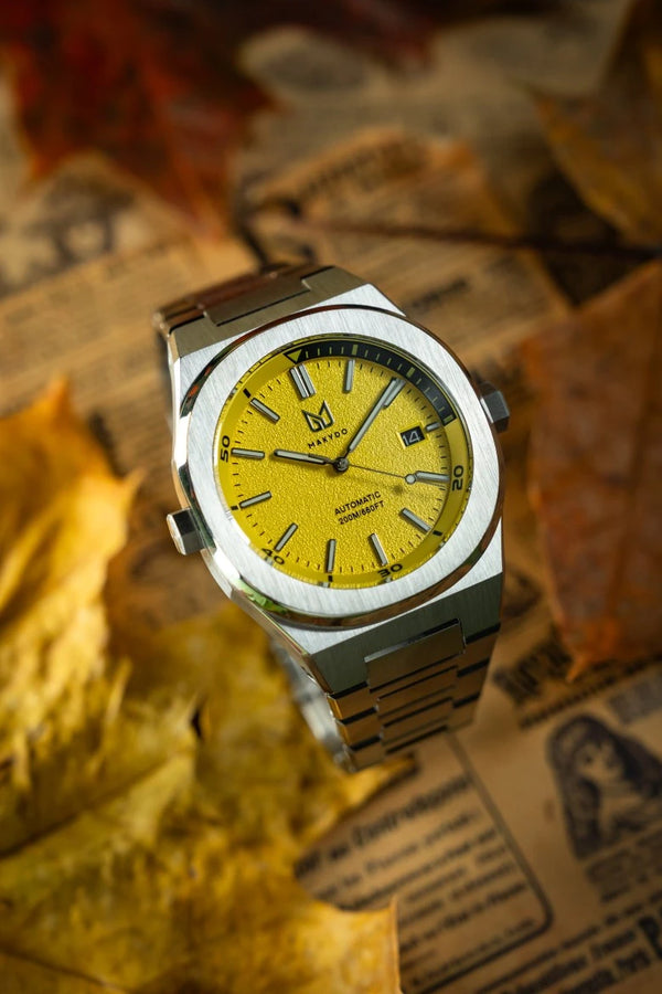 Diver. It does not adapt to conditions. It was built for them