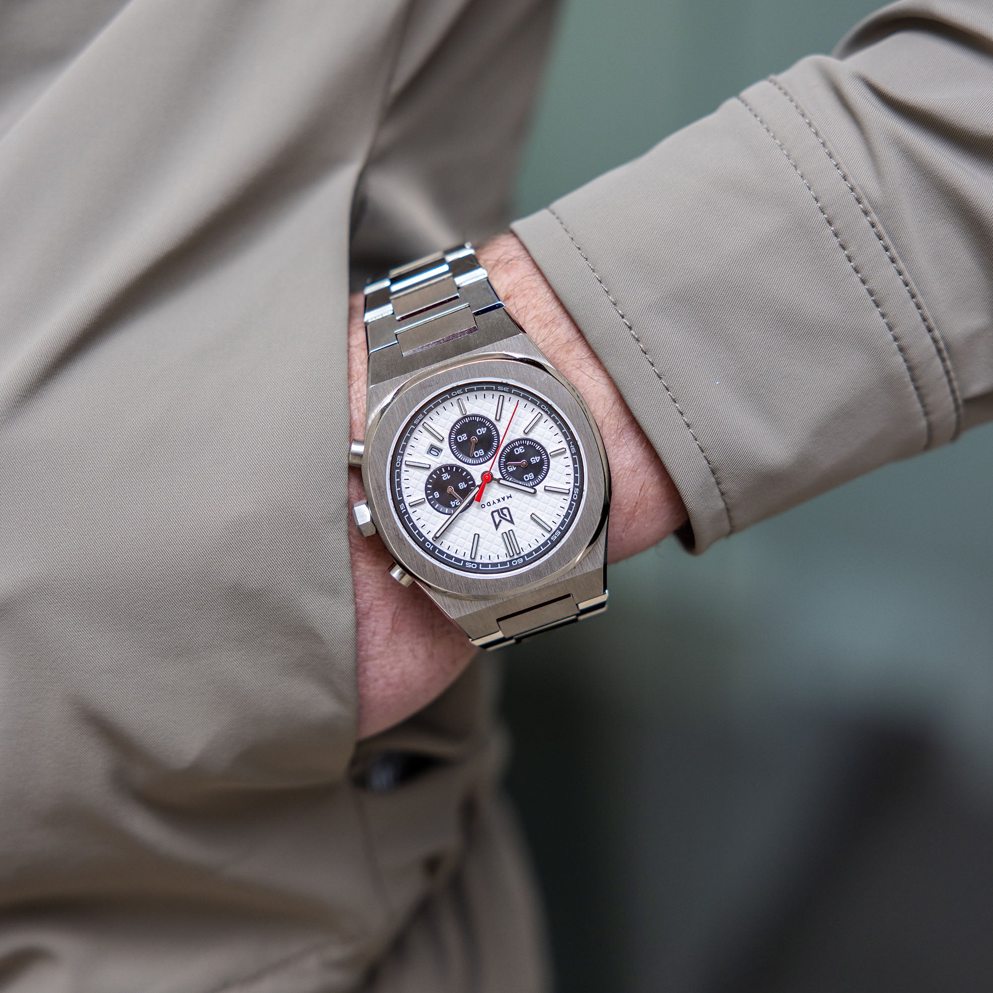 Enjoy the elegance of humble white in the form of dazzling White Dial Watches from our thrilling and bold Chronograph men's watch collection crafted with casual and sporty features